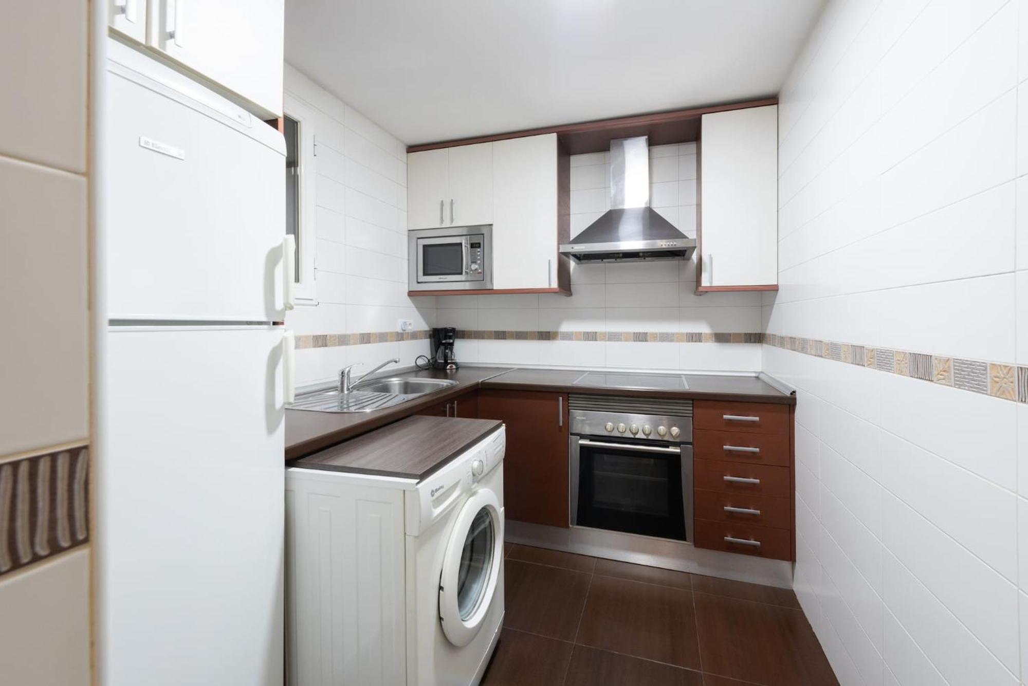 Apartamentos Day Madrid San Antonio Centro Gran Via Sol Malasana Екстериор снимка