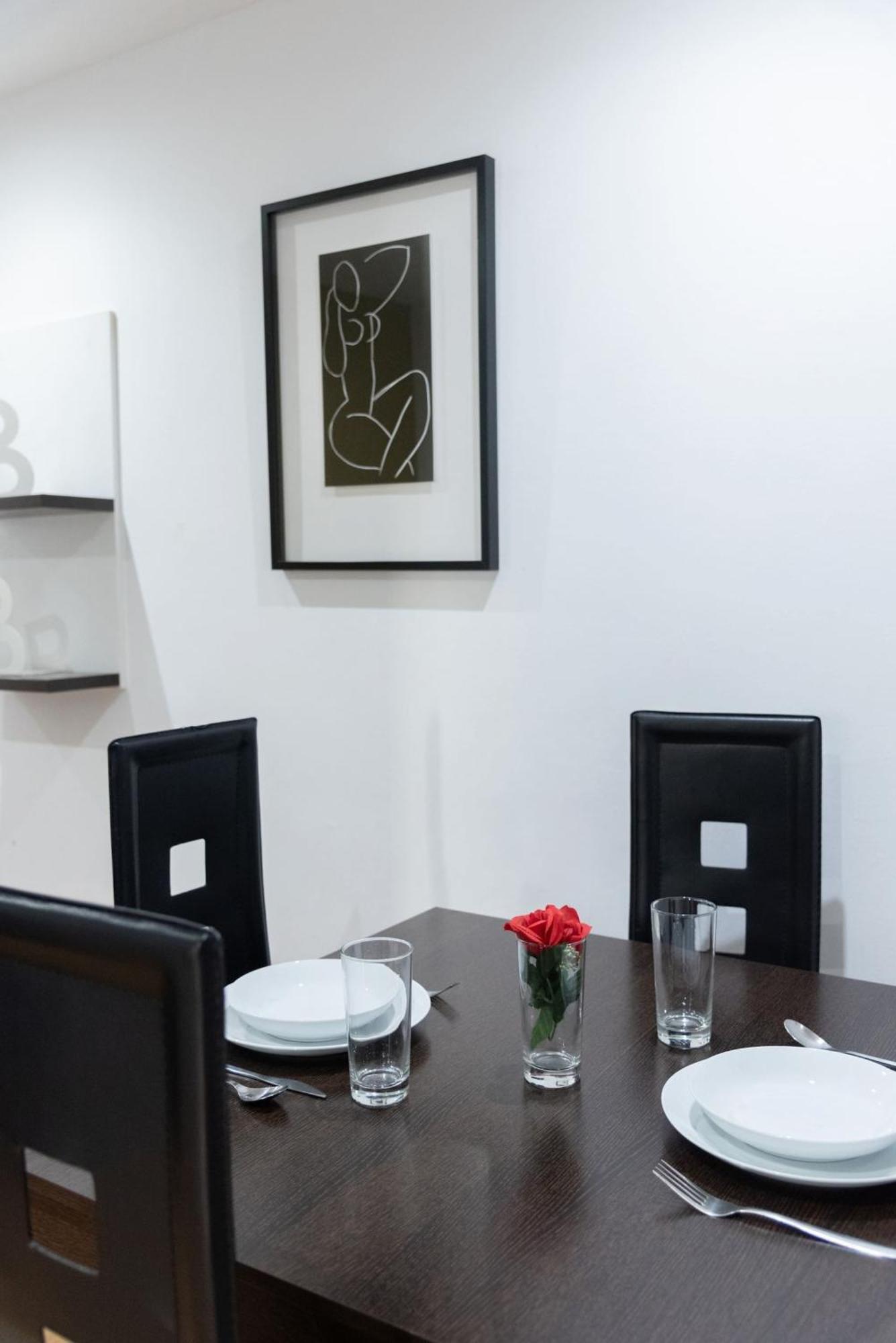 Apartamentos Day Madrid San Antonio Centro Gran Via Sol Malasana Екстериор снимка